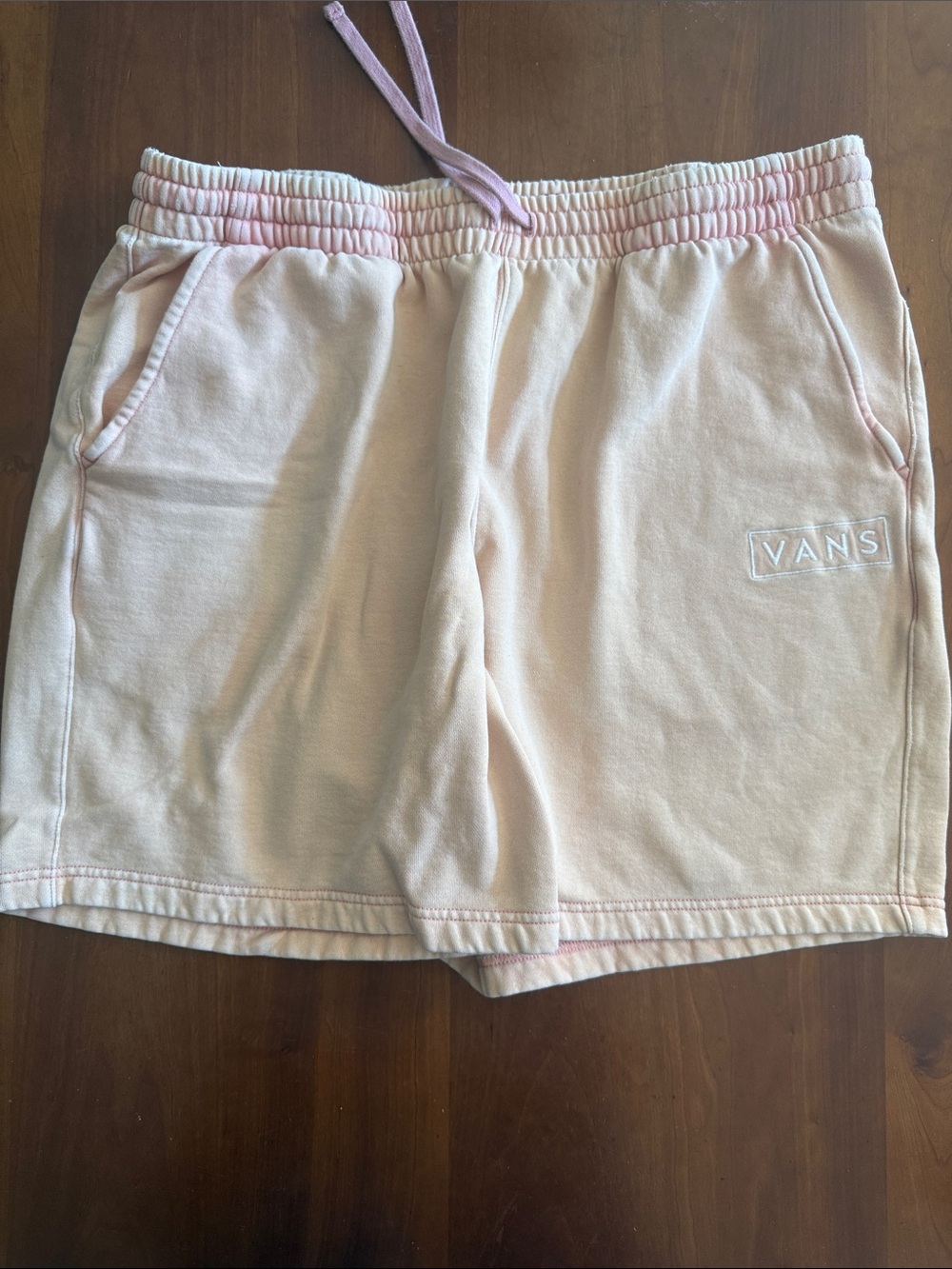 Vans Men’s loose fit Light Peach Drawstring Shorts Comfy!